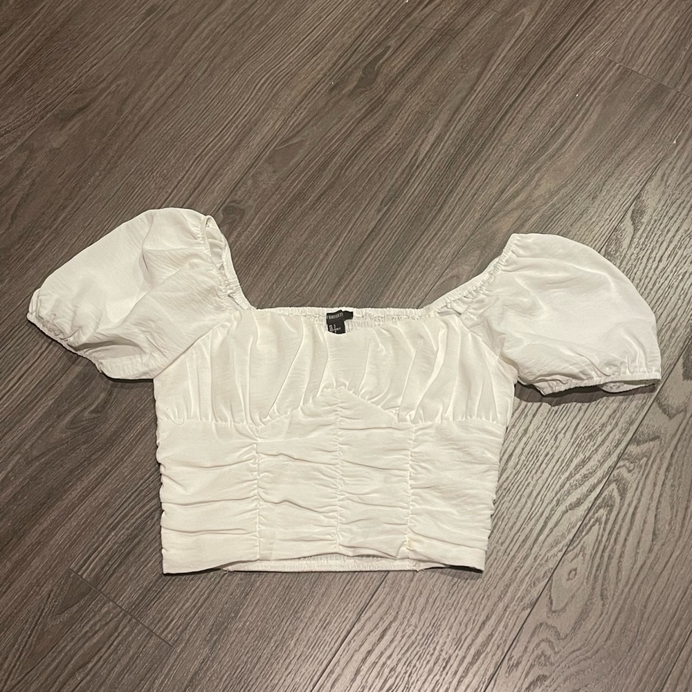 Forever 21 cropped ruffle blouse